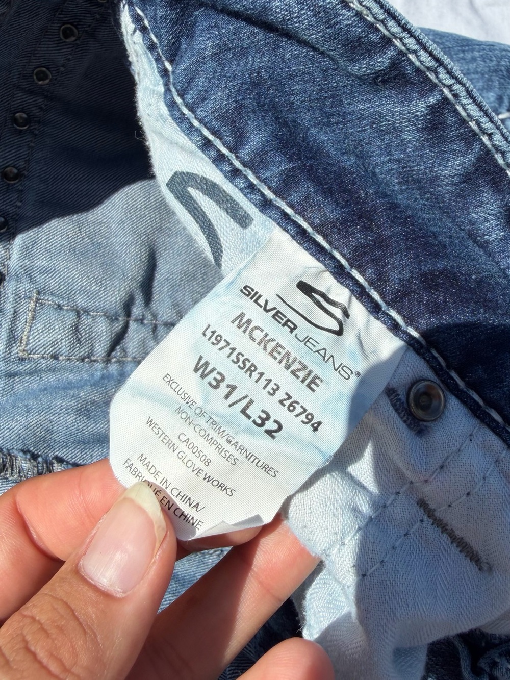 Silver Jeans Bootcut Jeans - Picture 4 of 10